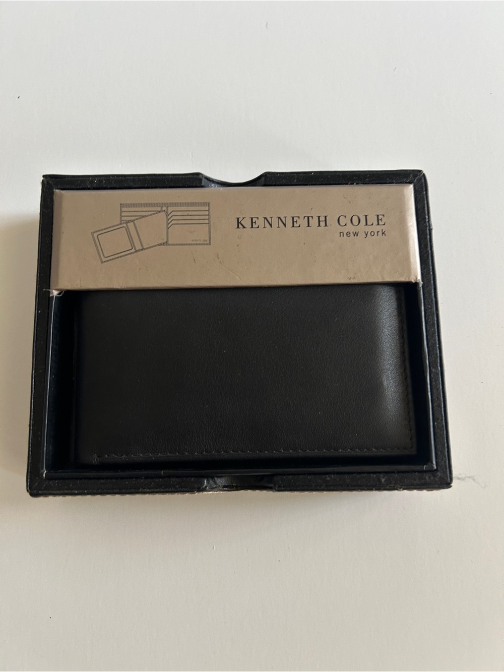 Kenneth Cole Reaction Black Leather Wallet Bi-Fold